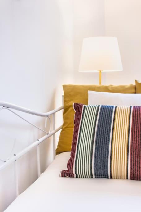 Santos Blue Tiles Apartment